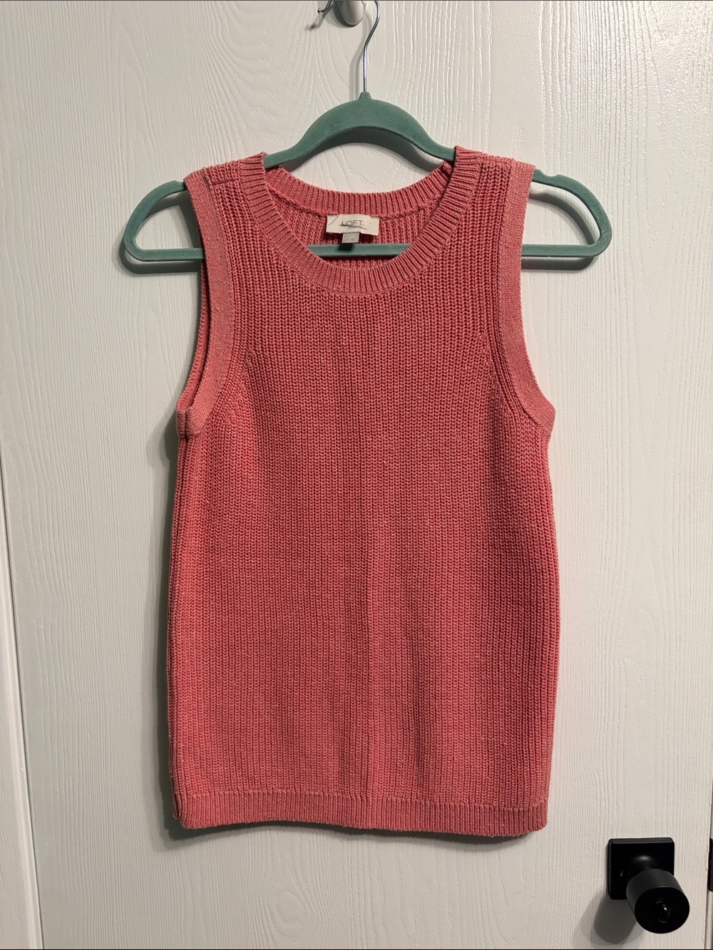 LOFT outlet Knit Sleeveless Tank in Rose- 97% cotton size XS